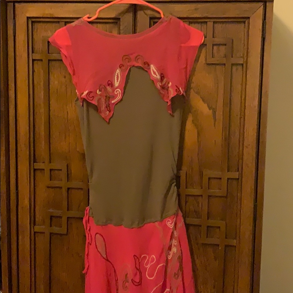 Dress - Picture 4 of 4